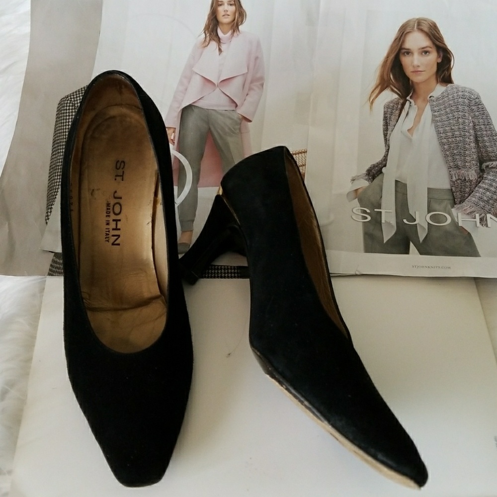 St. John Vintage Suede Pumps Size 8